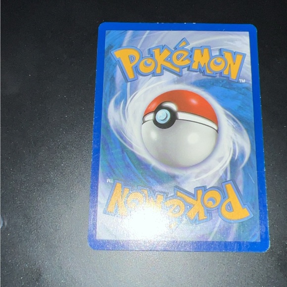 Rayquaza Vmax POKEMON Card - Picture 4 of 6